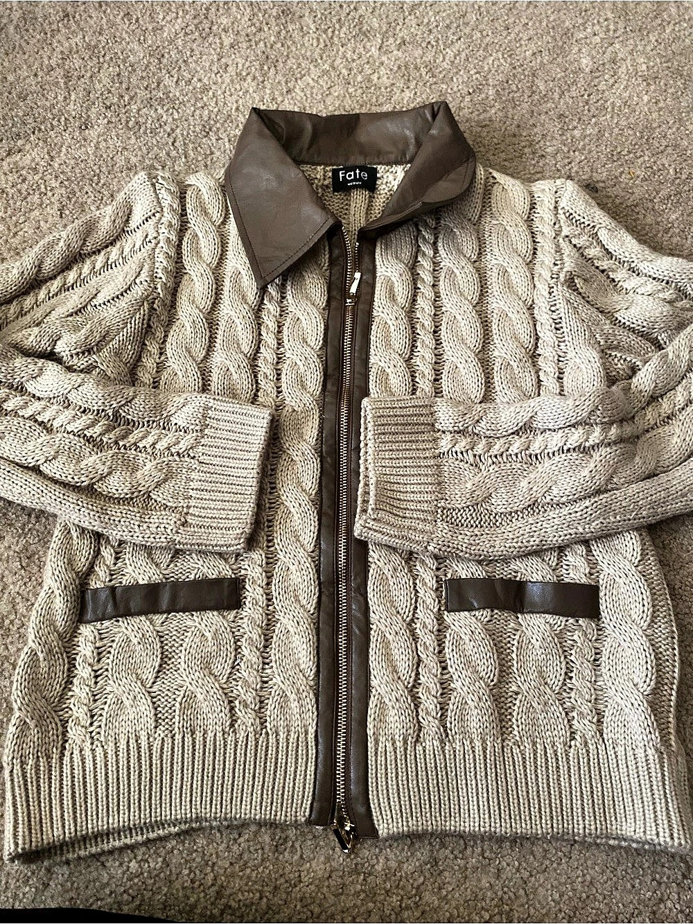 Fate Cable Knit Zip Cardigan in Beige Like New size M